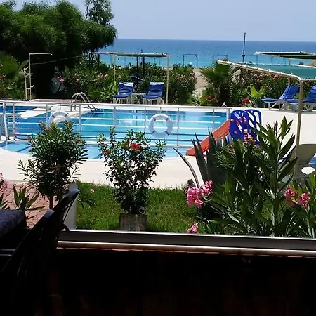 Отель Gruen 3*