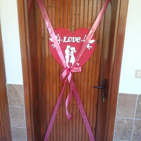 Gruen Szálloda Kızılot