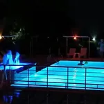 Gruen Ξενοδοχείο Kızılot